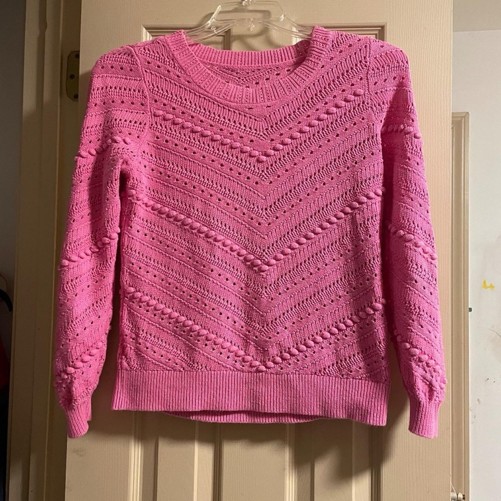 Source Unknown Pink Crew Neck Sweater with Chevron Pattern